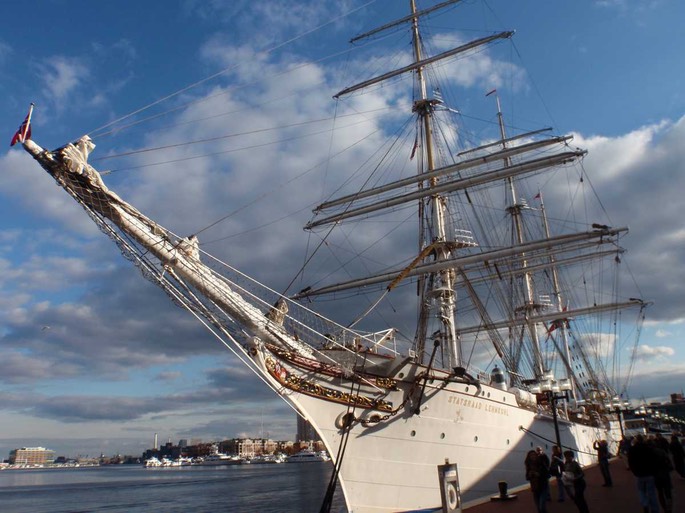 Baltimore 12 [Desktop Auflösung]