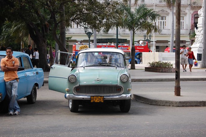 Cuba Auto 003 [Desktop Auflösung]