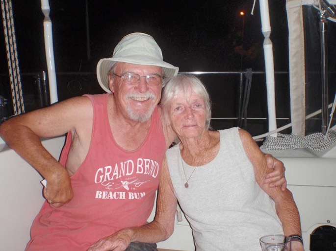 Cuba Lou und Sharon [Desktop Auflösung]