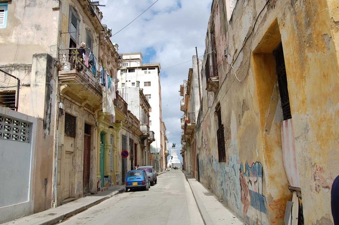 Cuba Strasse 01 [Desktop Auflösung]