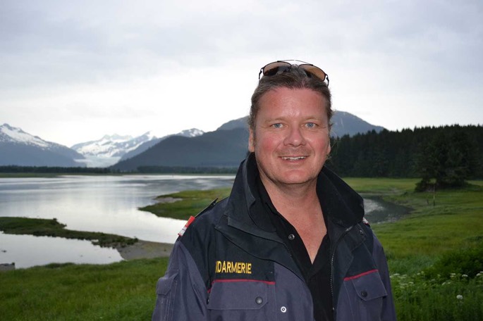 Gendarmjacke [Desktop Auflösung]