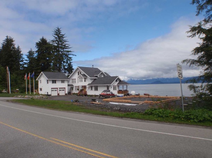 HP Petersburg 8 [Desktop Auflösung]