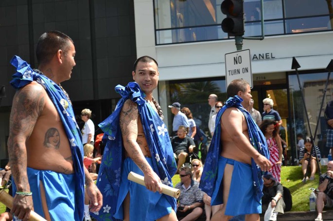 Kuhio Parade 34 [Desktop Auflösung]