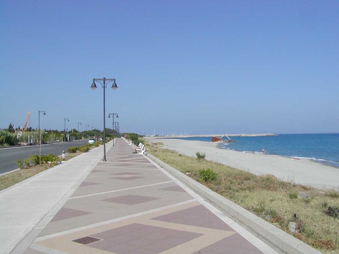 roccellastrandpromenade
